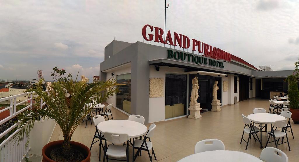 Grand Puri Saron Yogyakarta Exterior foto