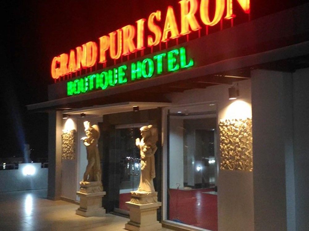 Grand Puri Saron Yogyakarta Exterior foto